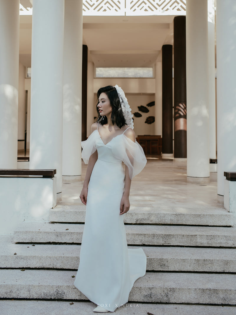 Collection of simple and luxurious silk satin wedding dresses