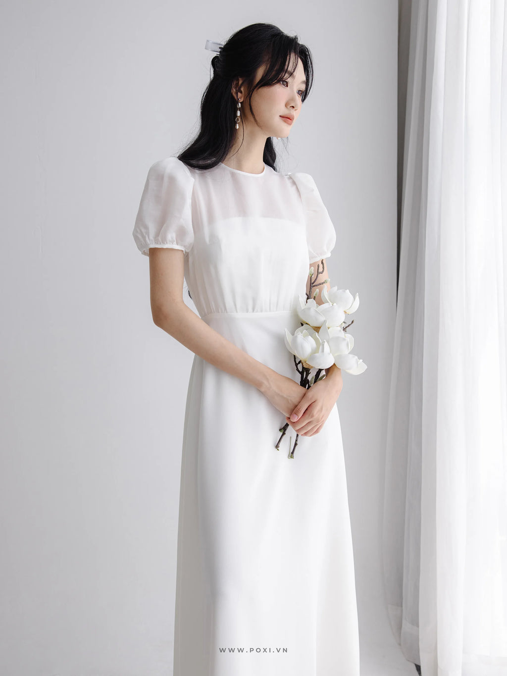 Đầm cổ tròn thân trong cúp ngực, váy Aline xòe nhẹ - D1962 Regular