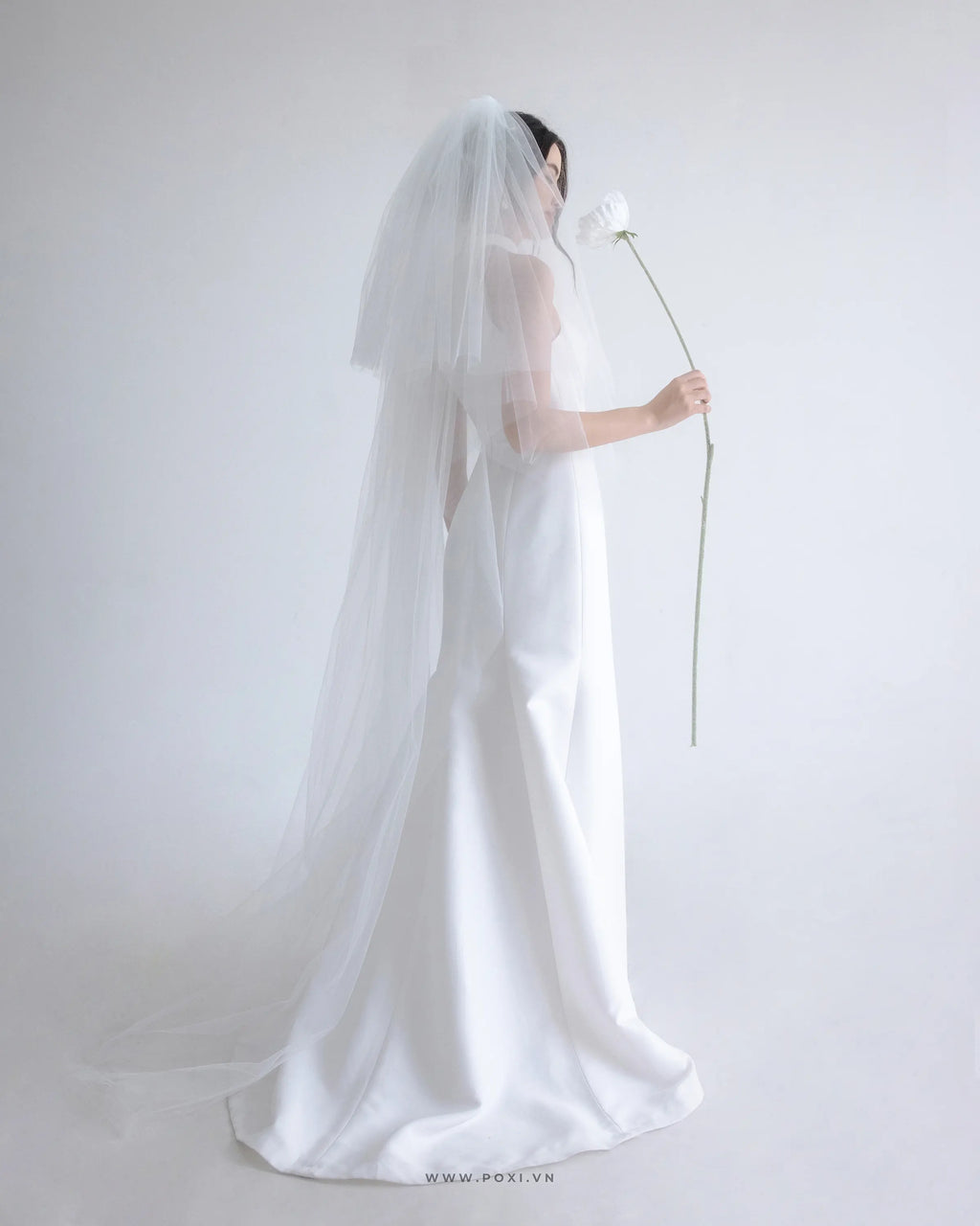Đầm yếm dáng váy trumpet ôm nhẹ - D1687 Regular