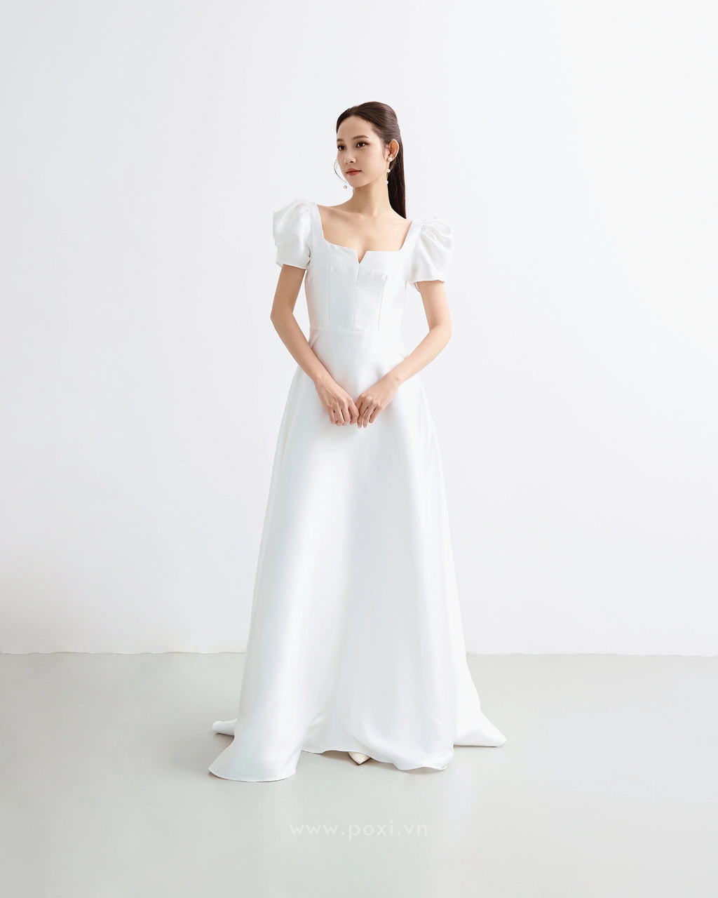 Đầm cổ vuông tay phồng, dáng váy Aline xòe nhẹ - D1920 Regular