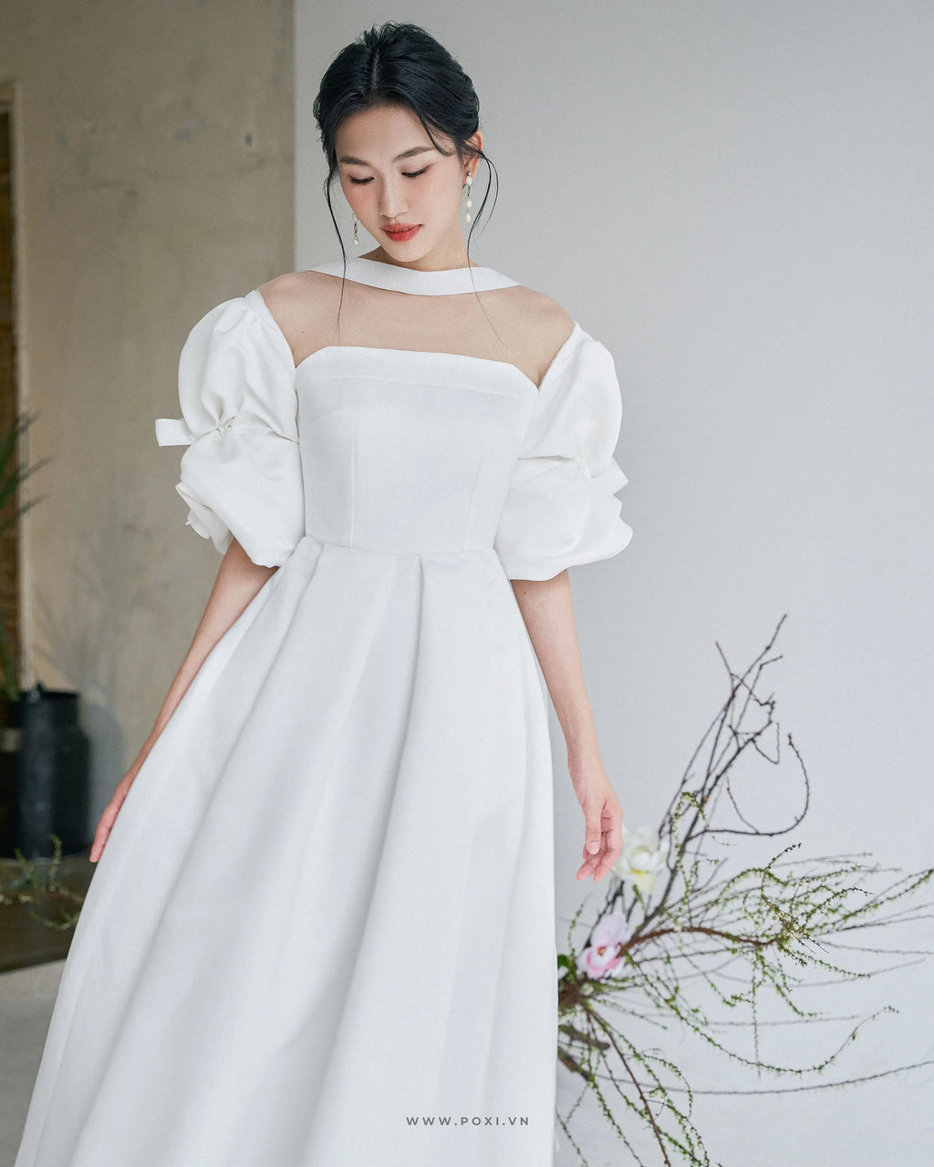 Đầm cúp ngực phối lưới thân trên, tay phồng xếp nếp và váy xòe xếp ly- D1834
