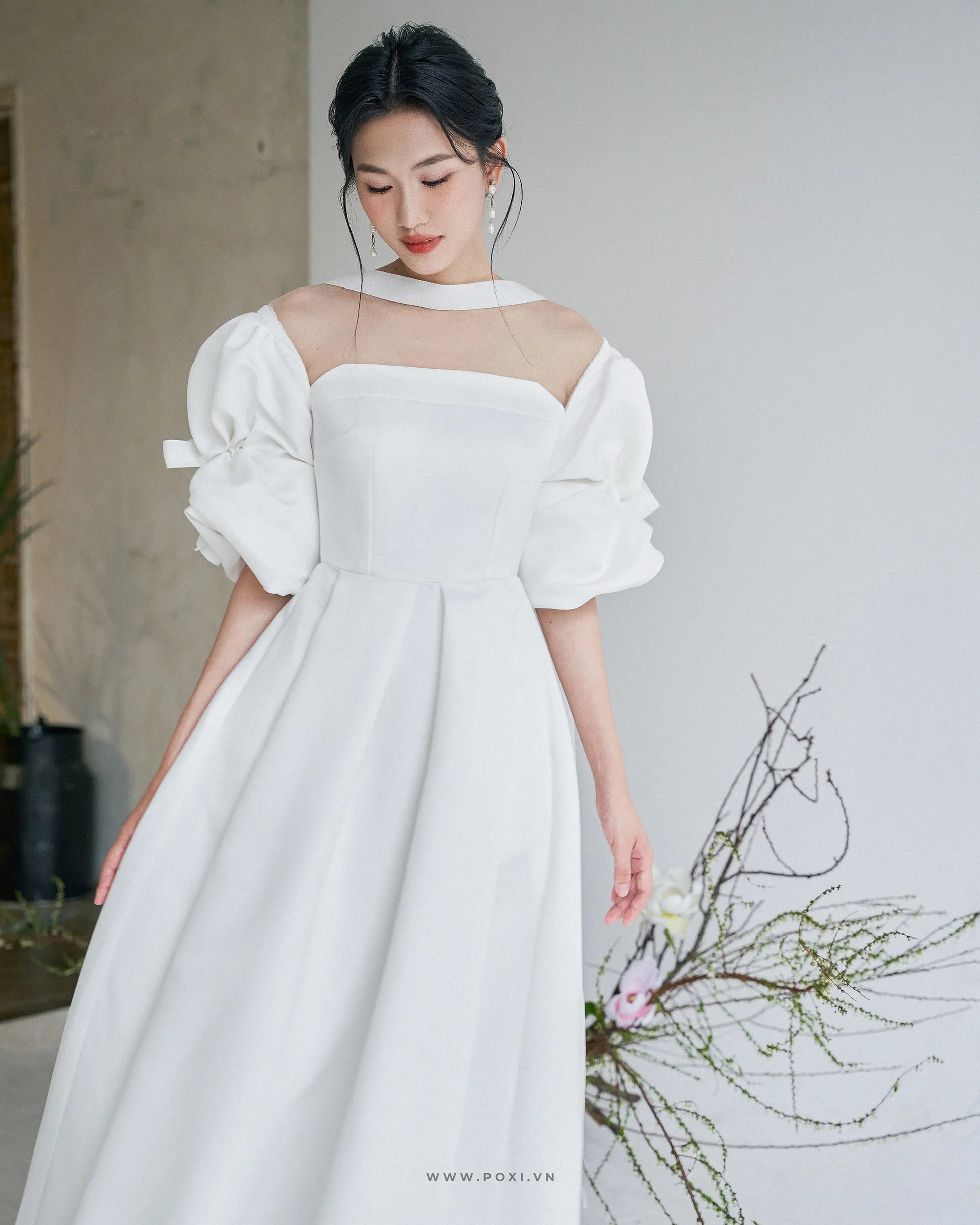Đầm cúp ngực phối lưới thân trên, tay phồng xếp nếp và váy xòe xếp ly- D1834