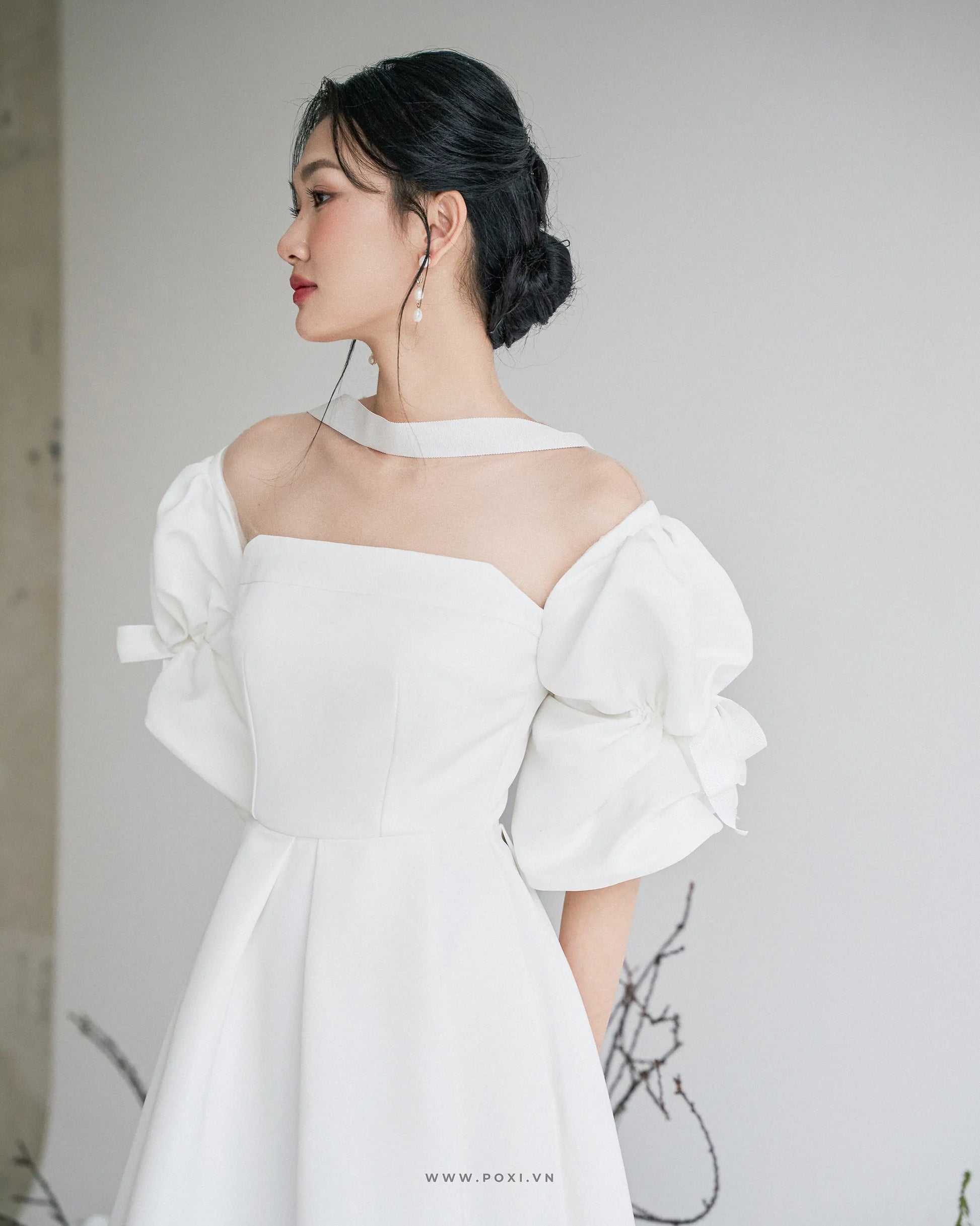 Đầm cúp ngực phối lưới thân trên, tay phồng xếp nếp và váy xòe xếp ly- D1834