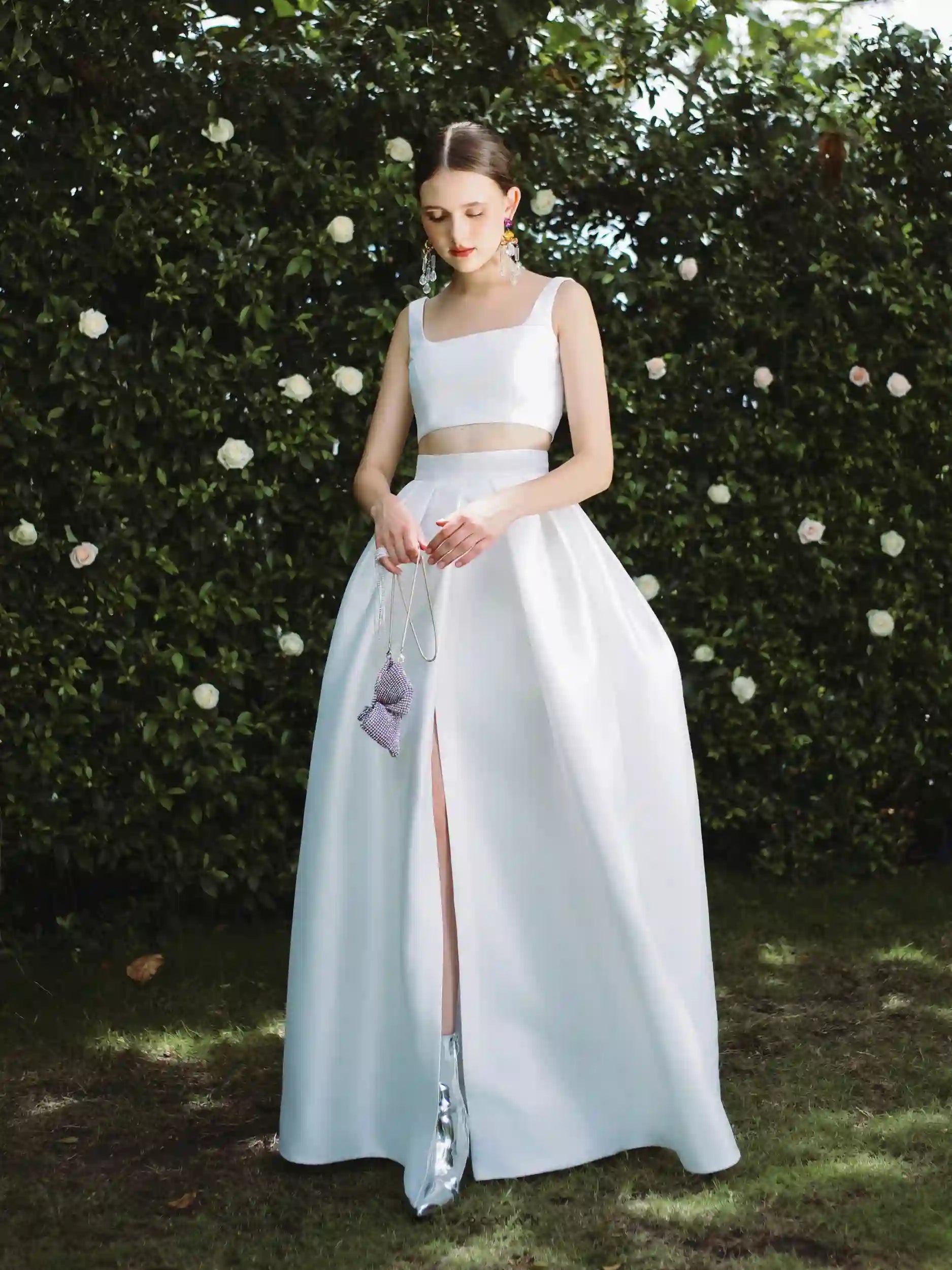 Impressive wedding dress with a crop top and long skirt - S1768 - POXI