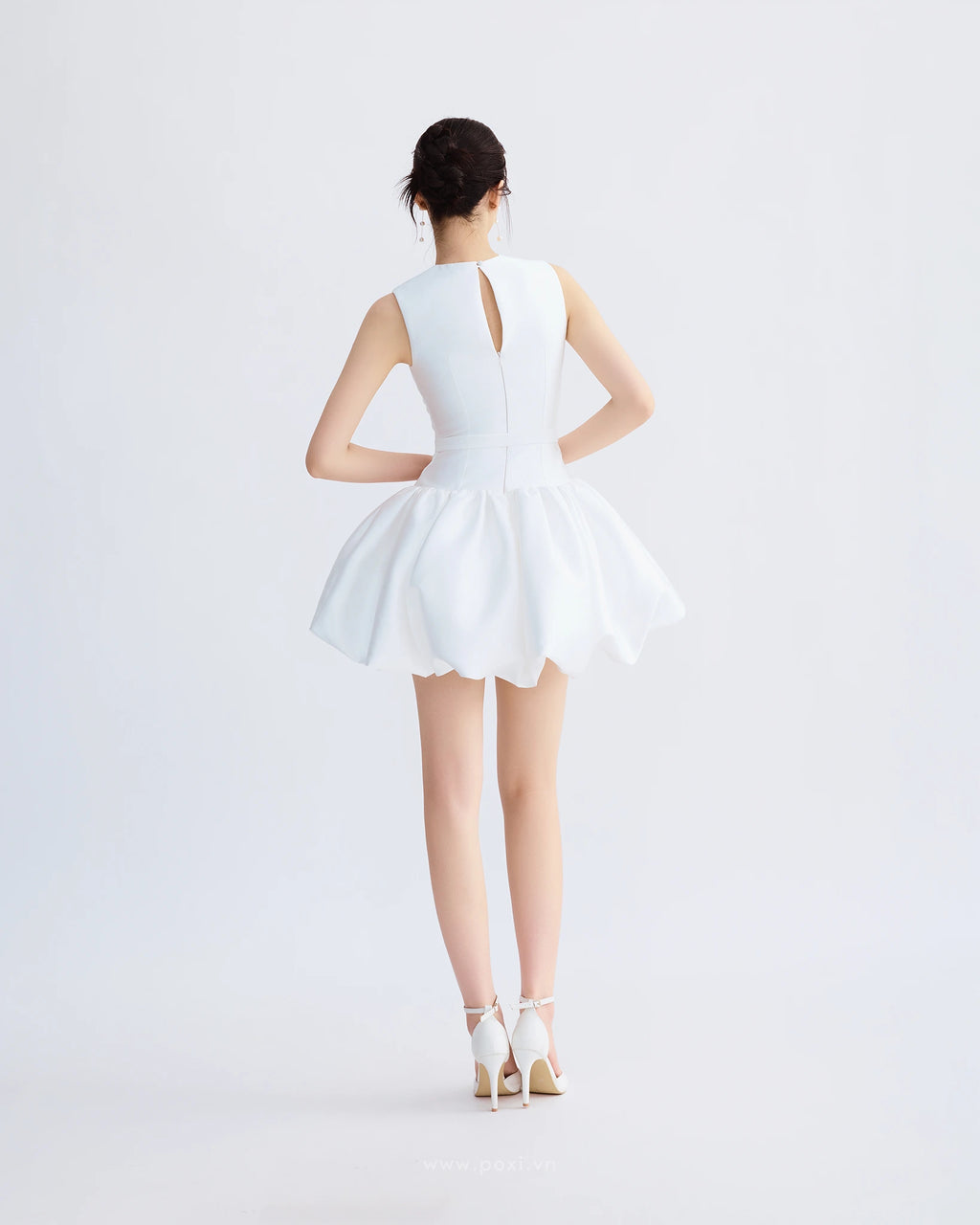 Đầm mini váy bí nhún phồng - D1977 Regular