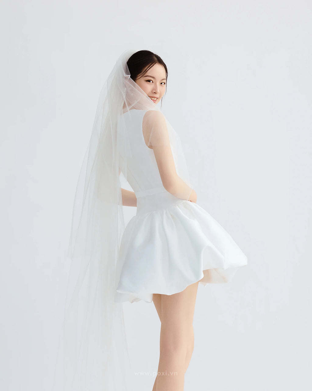 Đầm mini váy bí nhún phồng - D1977 Regular