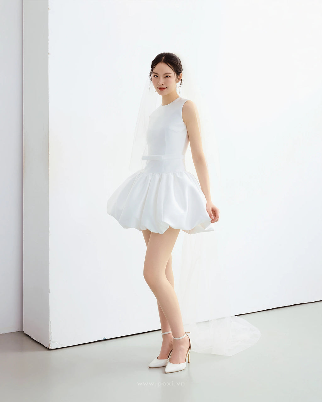 Đầm mini váy bí nhún phồng - D1977 Regular