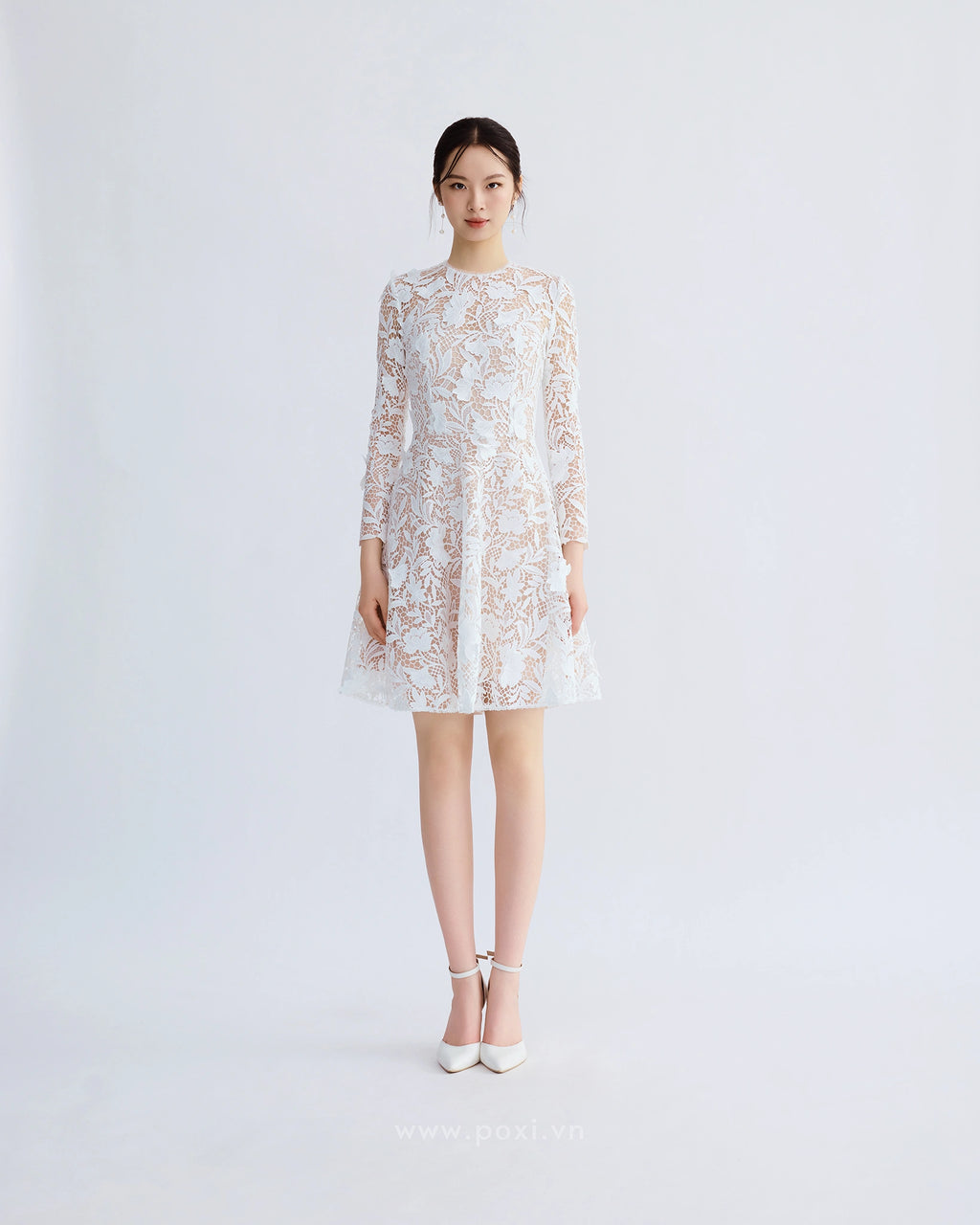 Đầm ren cổ tròn tay dài váy Aline xòe nhẹ - D2001
